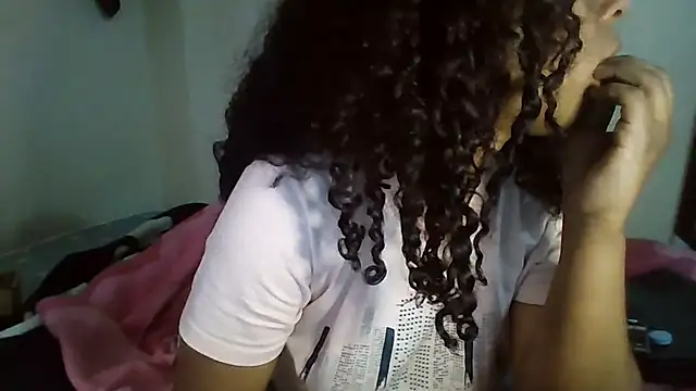 Ivon-09 online show from December 2024 02:37:02 PM