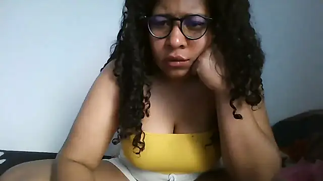 Ivon-09 online show from September 2025 08:30:01 PM