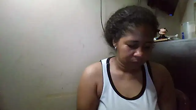 Ivon-09 online show from November 2025 10:47:02 AM