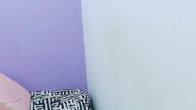 veronica sinner  online show from March 2025 12:00:01 PM