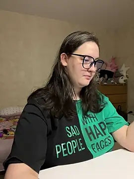 hungry1bunny online show from December 2024 09:54:02 PM