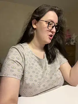 hungry1bunny online show from January 2025 05:02:01 PM