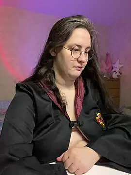 hungry1bunny online show from March 2025 05:01:01 PM