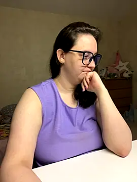 Snapshot of hungry1bunny chatting on December 2025 07:43:01 PM hungry1bunny online show from December 2025 07:43:01 PM