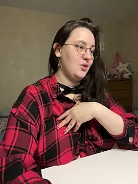 Snapshot of hungry1bunny chatting on December 2025 12:06:01 AM hungry1bunny online show from December 2025 12:06:01 AM