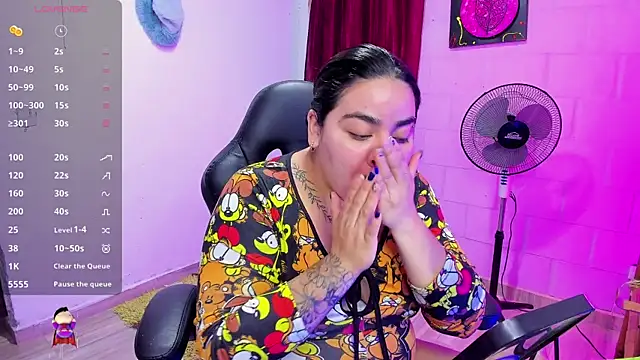 Sharon hils online show from December 2024 10:28:01 AM