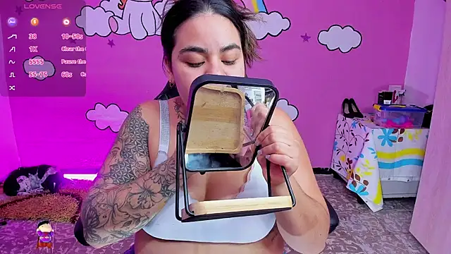 Sharon hils online show from February 2026 09:07:01 PM