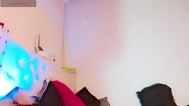 HELEM  S7 online show from February 2025 11:14:02 PM