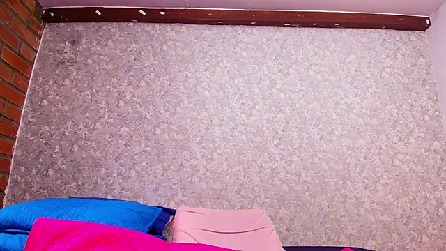 nicol f online show from January 2025 07:21:01 PM