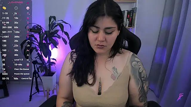 GretaX-X online show from November 2025 02:43:01 AM