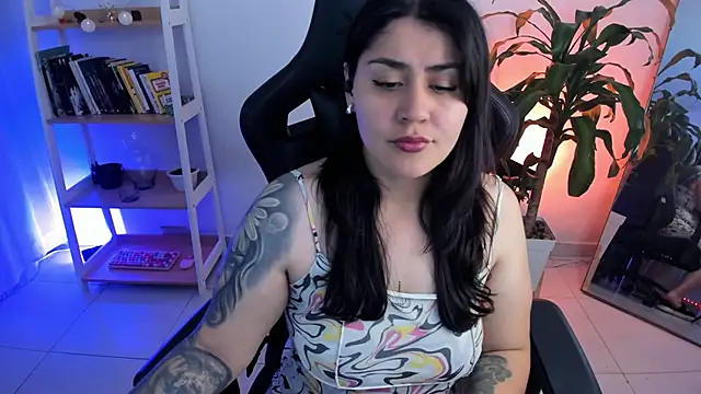 Snapshot of GretaX-X chatting on March 2026 03:20:01 AM GretaX-X online show from March 2026 03:20:01 AM