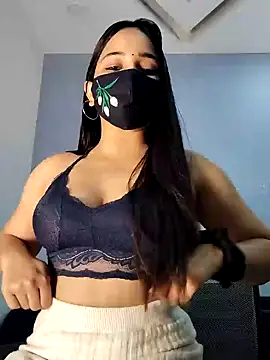 Varnika aarora online show from December 2024 04:51:02 AM