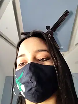 Varnika aarora online show from January 2025 10:33:02 AM