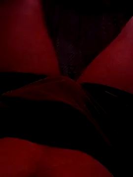 Snapshot of duromelopones chatting on October 2025 12:20:01 PM duromelopones online show from October 2025 12:20:01 PM