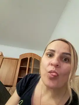 Snapshot of Malichkaanna30 chatting on December 2024 01:00:02 PM Malichkaanna30 online show from December 2024 01:00:02 PM