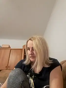 Snapshot of Malichkaanna30 chatting on December 2024 03:33:02 PM Malichkaanna30 online show from December 2024 03:33:02 PM