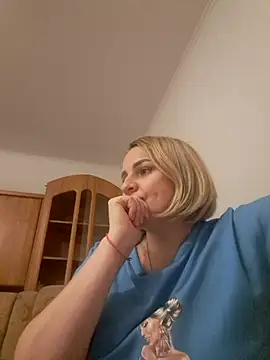 Snapshot of Malichkaanna30 chatting on December 2024 05:03:01 PM Malichkaanna30 online show from December 2024 05:03:01 PM