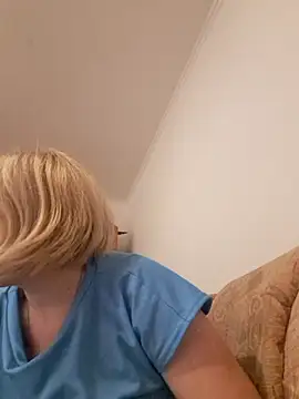 Snapshot of Malichkaanna30 chatting on December 2024 02:19:02 PM Malichkaanna30 online show from December 2024 02:19:02 PM