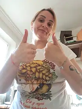 Snapshot of Malichkaanna30 chatting on February 2025 01:25:01 PM Malichkaanna30 online show from February 2025 01:25:01 PM