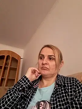 Snapshot of Malichkaanna30 chatting on February 2025 10:44:02 AM Malichkaanna30 online show from February 2025 10:44:02 AM