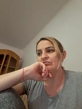 Snapshot of Malichkaanna30 chatting on February 2025 07:38:02 AM Malichkaanna30 online show from February 2025 07:38:02 AM