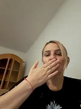 Snapshot of Malichkaanna30 chatting on February 2025 05:46:02 PM Malichkaanna30 online show from February 2025 05:46:02 PM