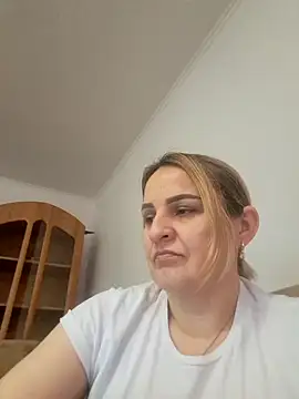 Snapshot of Malichkaanna30 chatting on March 2025 09:42:01 AM Malichkaanna30 online show from March 2025 09:42:01 AM