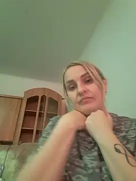 Snapshot of Malichkaanna30 chatting on March 2025 02:40:01 PM Malichkaanna30 online show from March 2025 02:40:01 PM