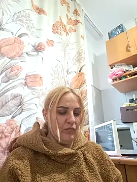 Snapshot of Malichkaanna30 chatting on October 2025 01:21:02 PM Malichkaanna30 online show from October 2025 01:21:02 PM