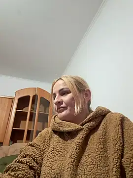 Snapshot of Malichkaanna30 chatting on October 2025 09:35:02 AM Malichkaanna30 online show from October 2025 09:35:02 AM