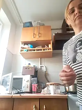 Snapshot of Malichkaanna30 chatting on November 2025 02:06:01 PM Malichkaanna30 online show from November 2025 02:06:01 PM