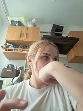 Malichkaanna30 online show from June 2026 02:23:02 PM