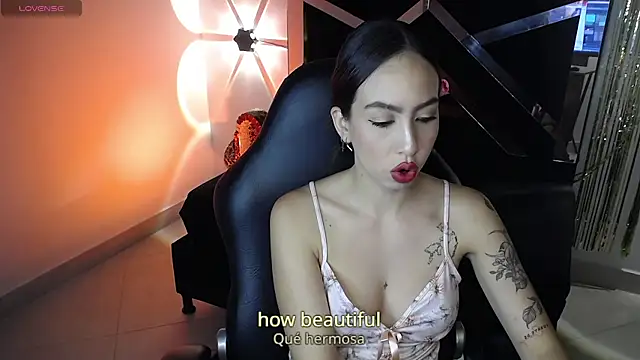 scarlett buttock online show from January 2025 12:57:02 PM