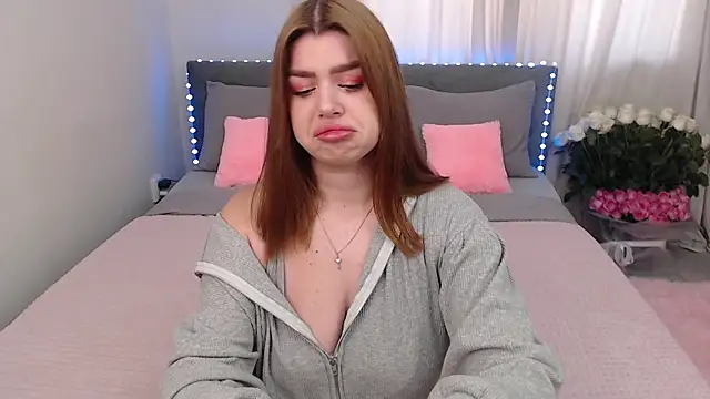 MelanieCarterr online show from November 2025 07:00:02 AM