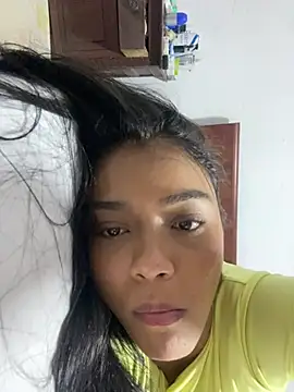 evely coelloo online show from January 2025 01:31:02 AM