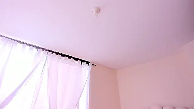 evely coelloo online show from September 2025 07:46:02 PM