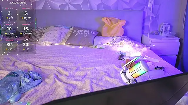 Snapshot of -HornyAngel- chatting on September 2025 07:17:02 PM -HornyAngel- online show from September 2025 07:17:02 PM