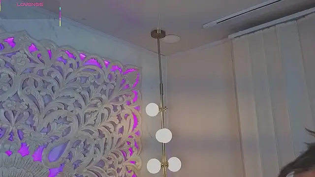 missy taylor  online show from October 2025 07:55:01 PM