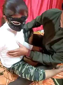 Snapshot of GF_nd_BF_ chatting on January 2025 03:53:02 PM GF nd BF online show from January 2025 03:53:02 PM