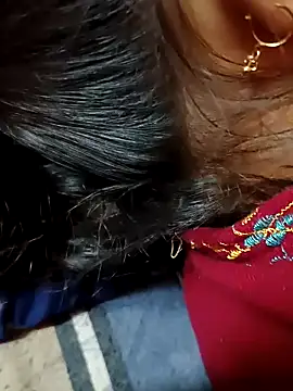 Snapshot of GF_nd_BF_ chatting on January 2025 07:04:01 PM GF nd BF online show from January 2025 07:04:01 PM