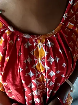 Snapshot of GF_nd_BF_ chatting on March 2025 05:39:02 PM GF nd BF online show from March 2025 05:39:02 PM