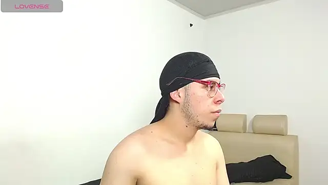 Hot Teens69 online show from December 2024 02:06:02 AM