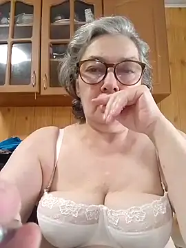 Snapshot of IrinaSweet54 chatting on June 2026 09:58:01 AM IrinaSweet54 online show from June 2026 09:58:01 AM