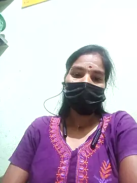 Snapshot of anusiya01 chatting on September 2025 01:57:02 PM anusiya01 online show from September 2025 01:57:02 PM