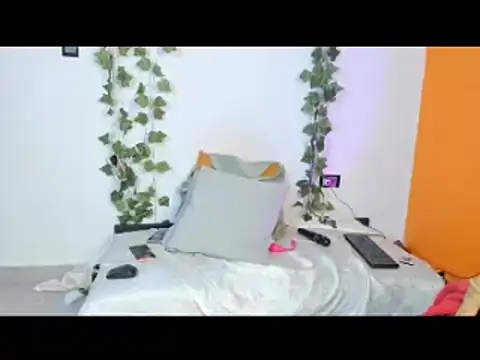 Snapshot of Cataleya19__ chatting on October 2025 10:54:02 AM Cataleya19 online show from October 2025 10:54:02 AM