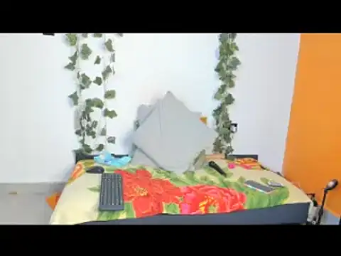 Snapshot of Cataleya19__ chatting on October 2025 10:35:02 AM Cataleya19 online show from October 2025 10:35:02 AM