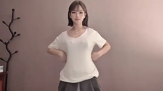 Snapshot of -XunMengLong- chatting on November 2025 05:18:01 PM -XunMengLong- online show from November 2025 05:18:01 PM