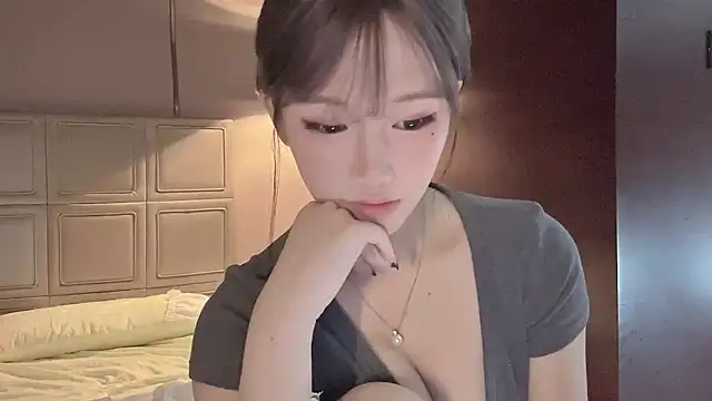 Snapshot of -XunMengLong- chatting on December 2025 04:47:01 PM -XunMengLong- online show from December 2025 04:47:01 PM