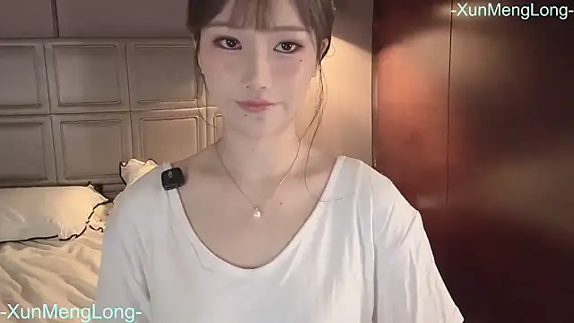 Snapshot of -XunMengLong- chatting on April 2026 06:27:02 PM -XunMengLong- online show from April 2026 06:27:02 PM