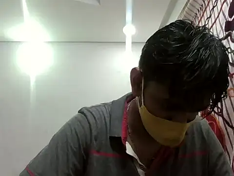 brownguy1234 online show from December 2024 03:30:01 PM